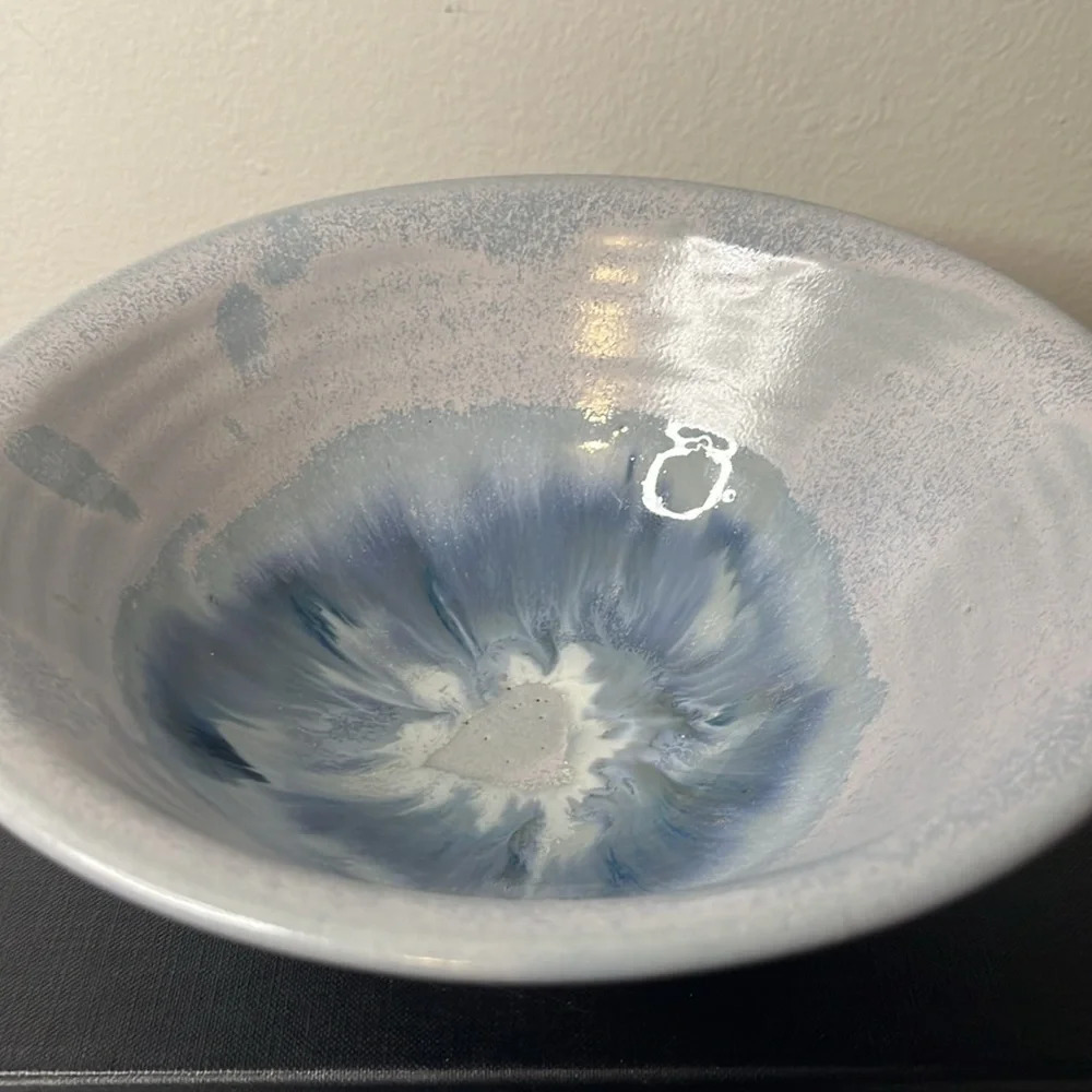 Crystalline Blue Stoneware Pottery Signed Berry Fruit Bowl 8'' - Picture 2 of 7